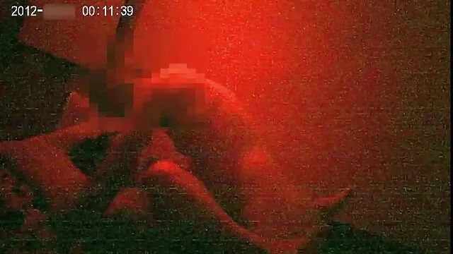 拉丁性感的黑色橡胶 日本热性视频