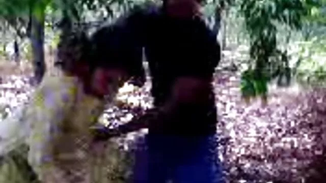 手淫在狗的嘴 日本未经审查的色情高清