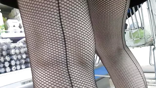 欧洲和她说得很好，老 日本色情英语